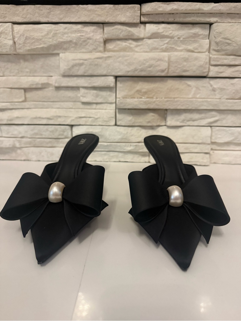 Zara Black Pointed Mules with Bow and Pearl Accent